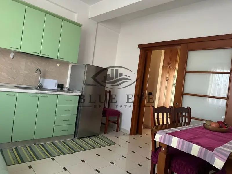 Apartament 1+1 me qera në Gjykata, Durrës, 60 m²
