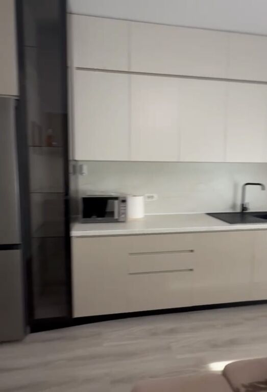Apartment 2+1 for rent in Rruga Dritan Hoxha, Tirana, 95 m². Photo 2 of 3