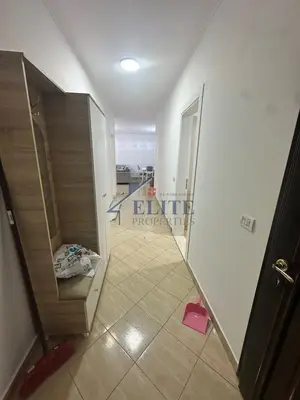 Apartament 1+1 me qera në Kthesa e Kamzës, Tiranë, 85 m². Foto 3 nga 8