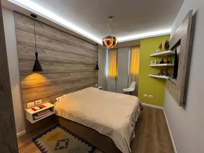 Apartment 2+1 for rent in Rruga e Bogdanëve, Tirana, 90 m². Photo 3 of 5