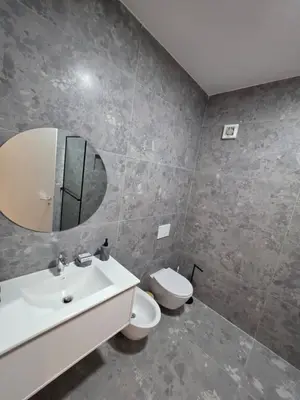 Apartament 1+1 me qera në Zogu i Zi, Tiranë, 70 m². Foto 7 nga 12