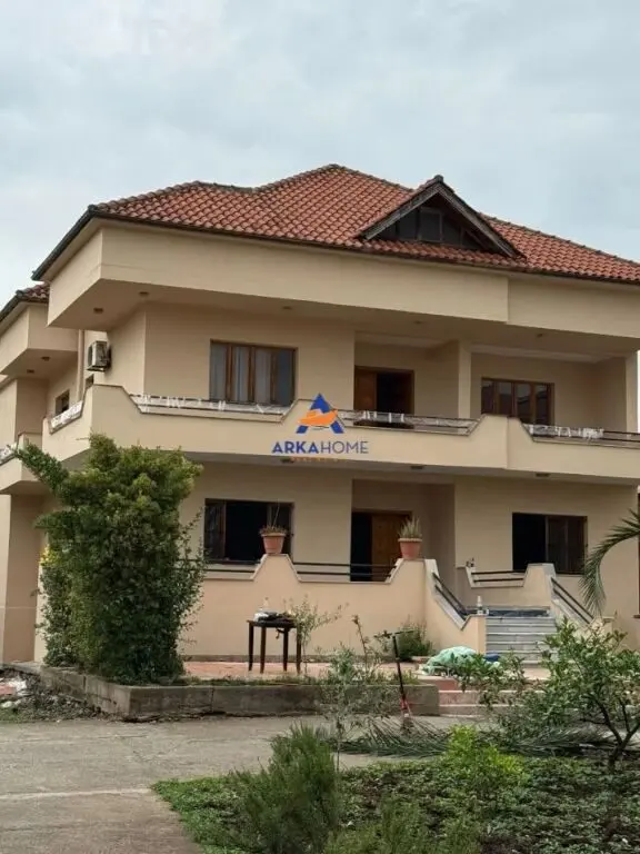 Villa for rent in Allias, Tirana, 1,000 m²