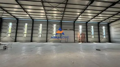 Magazzino in affitto a Rruga Myslym Keta, Tirana, 150 m². Foto 2 di 3