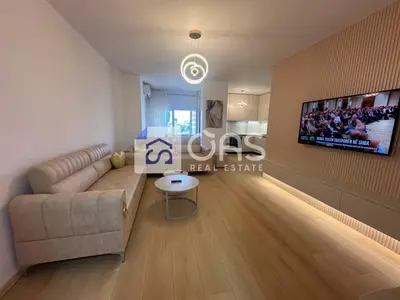 Apartament 2+1 me qera në Rruga e Elbasanit, Tiranë, 110 m². Foto 9 nga 12