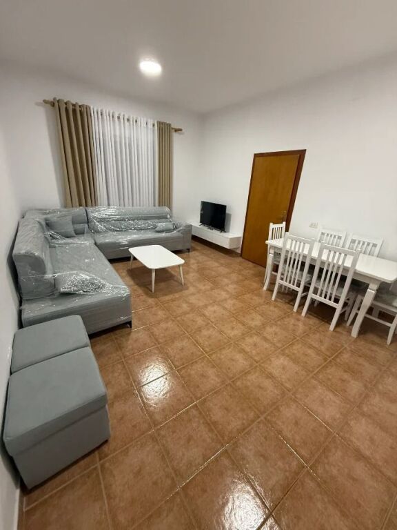 Apartment 1+1 for rent in Rruga 5 Maji, Tirana, 74 m². Photo 1 of 3