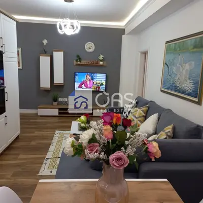 Appartamento 1+1 in affitto a Blloku, Tirana, 70 m². Foto 5 di 10