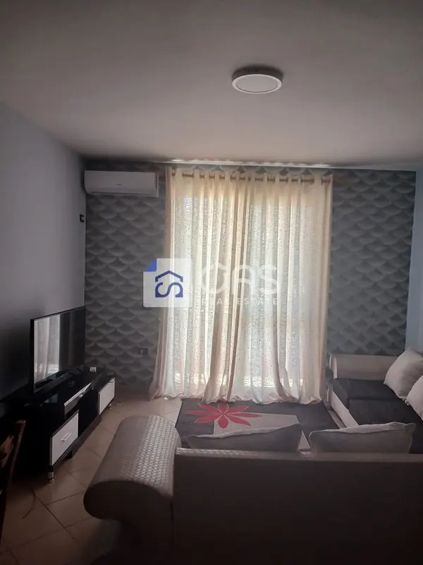 Appartamento 1+1 in affitto a Fresku, Tirana, 67 m²