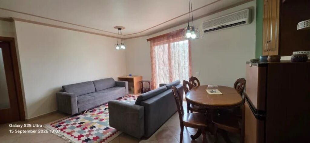 Apartament 2+1 me qera në Rruga e Dibrës, Tiranë, 100 m²