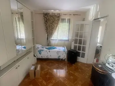 Shtëpi private 2+1 me qera në Rruga Dritan Hoxha, Tiranë, 100 m². Foto 3 nga 5