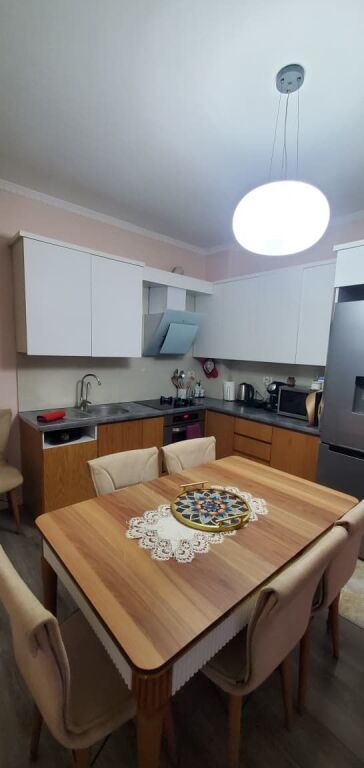 Apartment 2+1 for rent in Astir, Tirana, 95 m². Photo 2 of 3