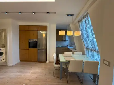 Appartamento 1+1 in affitto a Tirana, 68 m². Foto 2 di 7