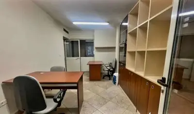 Office for rent in Ish Ekspozita, Tirana, 80 m². Photo 2 of 3