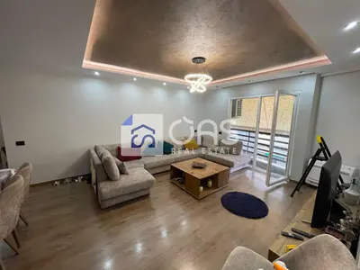 Apartament 2+1 me qera në Komuna e Parisit, Tiranë, 102 m². Foto 2 nga 8