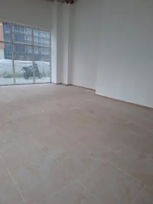 Locale in affitto a Bulevardi i Ri, Tirana, 60 m². Foto 2 di 8
