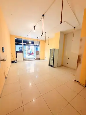Ambient biznesi me qera në Stacioni i Trenit, Durrës, 40 m². Foto 2 nga 5