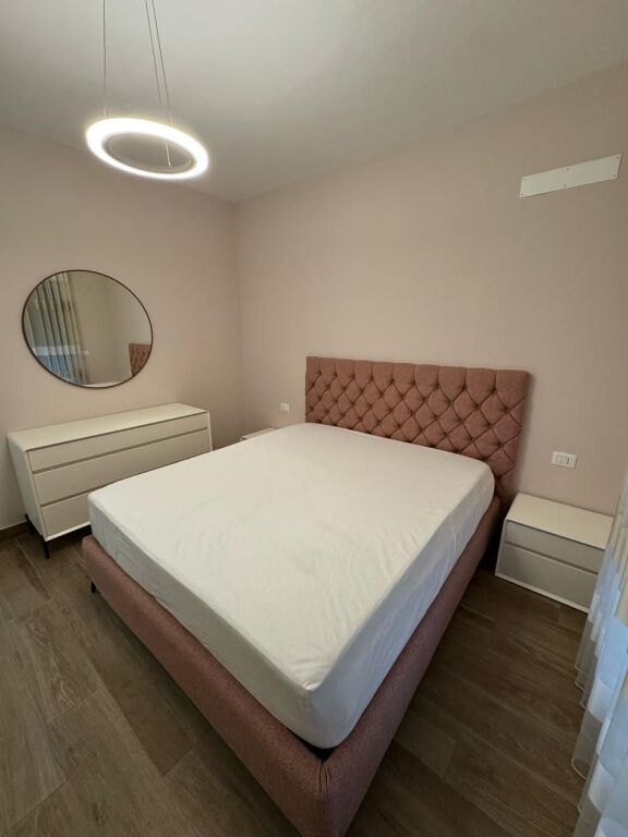 Apartament 1+1 me qera në Kompleksi Delijorgji, Tiranë, 85 m². Foto 3 nga 3