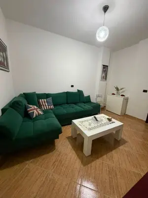 Apartment 1+1 for rent in Stacioni i Trenit, Durrës, 60 m². Photo 3 of 12