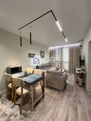 Appartamento 1+1 in affitto a Sheshi Skënderbej, Tirana, 62 m². Foto 1 di 6