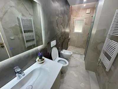 Apartment 2+1 for rent in Farkë, Tirana, 145 m². Photo 10 of 11