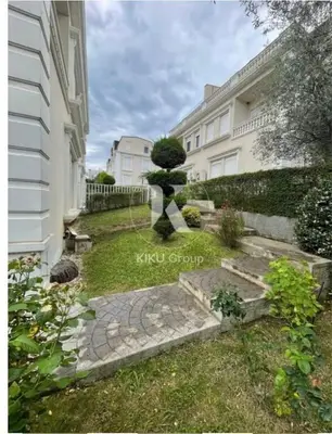 Villa for rent in TEG, Tirana, 450 m². Photo 1 of 8