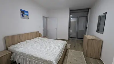 Apartament 2+1 me qera në Ujësjellës Kanalizime, Durrës, 90 m². Foto 2 nga 8