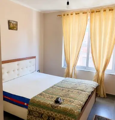 Apartament 1+1 me qera në Rruga Niko Avrami, Tiranë, 60 m². Foto 3 nga 7