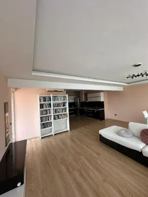 Apartment 2+1 for rent in Laprakë, Tirana, 140 m². Photo 4 of 8