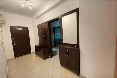 Apartament 4+1 me qera në Qendër, Vlorë, 120 m². Foto 10 nga 12