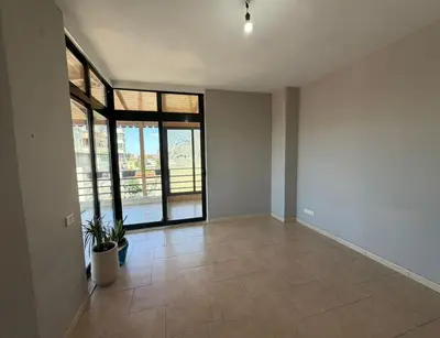 Apartment 3+1 for rent in Selvia, Tirana, 130 m². Photo 2 of 7