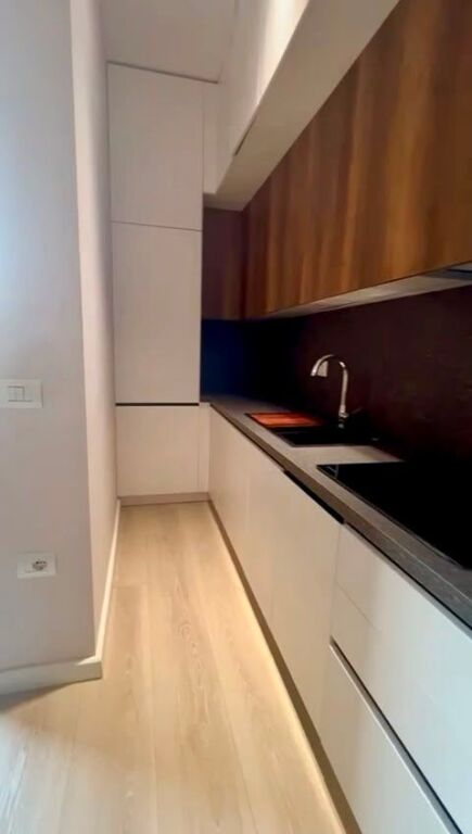 Apartment 1+1 for rent in Rruga e Kosovarëve, Tirana, 74 m². Photo 3 of 3