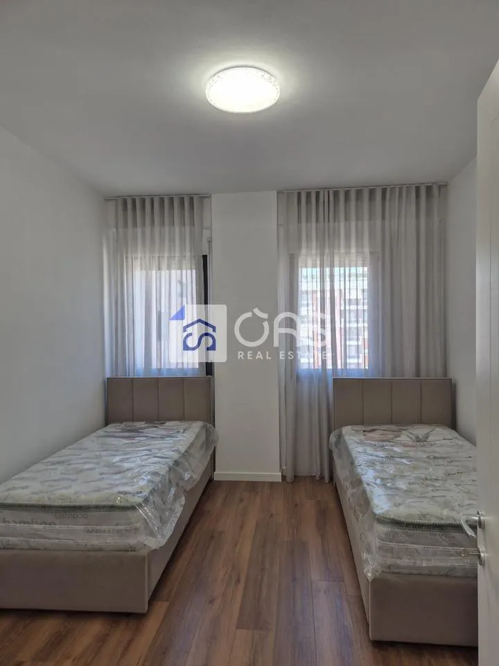 Appartamento 2+1 in affitto ad Astir, Tirana, 104 m². Foto 1 di 2