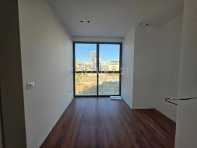 Zyrë me qera në Rruga e Elbasanit, Tiranë, 173 m². Foto 5 nga 7