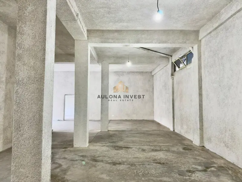 Magazinë me qera në Conad, Vlorë, 200 m²