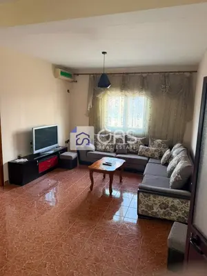 Apartament 1+1 me qera në Bulevardi i Ri, Tiranë, 110 m². Foto 2 nga 9