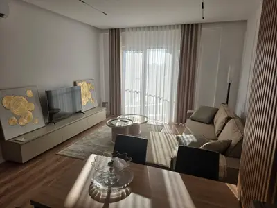 Apartament 1+1 me qera në Zogu i Zi, Tiranë, 70 m². Foto 3 nga 12