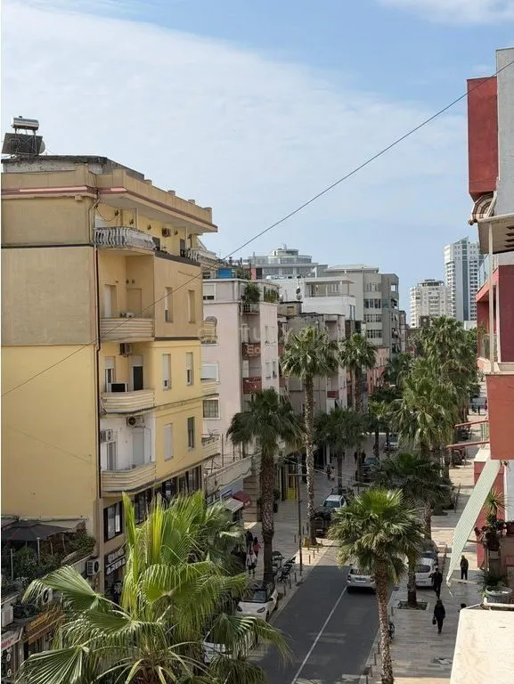 Apartment 2+1 for rent in Qendër, Durrës, 73 m². Photo 1 of 11