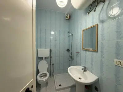Apartament 1+1 me qera në Plazh, Durrës, 50 m². Foto 7 nga 7