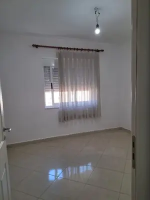 Apartment 2+1 for rent in Shkolla e Baletit, Tirana, 100 m². Photo 3 of 5