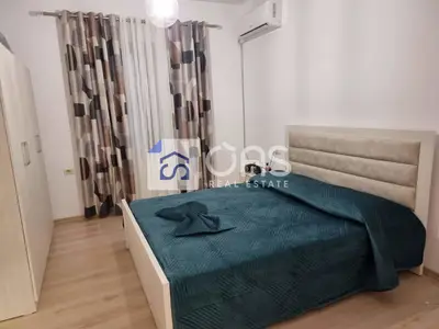 Apartment 2+1 for rent in Stacioni i Trenit, Tirana, 90 m². Photo 2 of 6