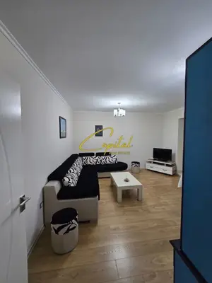 Apartament 1+1 me qera në Vasil Shanto, Tiranë, 65 m². Foto 1 nga 5
