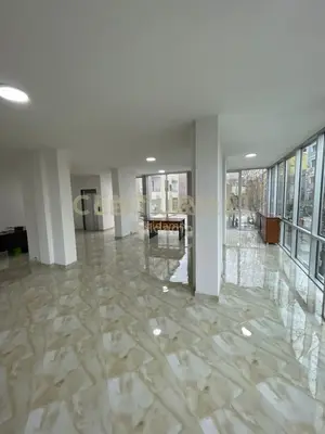 Ambient biznesi me qera në Lagjja 16, Durrës, 159 m². Foto 5 nga 7