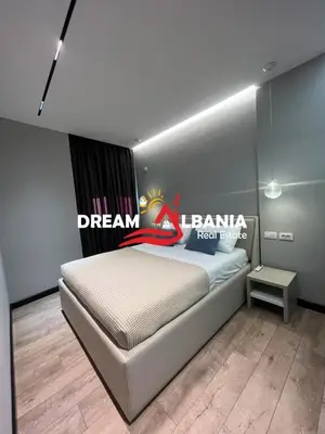 Appartamento 2+1 in affitto a Rruga e Barrikadave afër sheshit Skëndërbeu, Tirana, 64 m². Foto 3 di 4