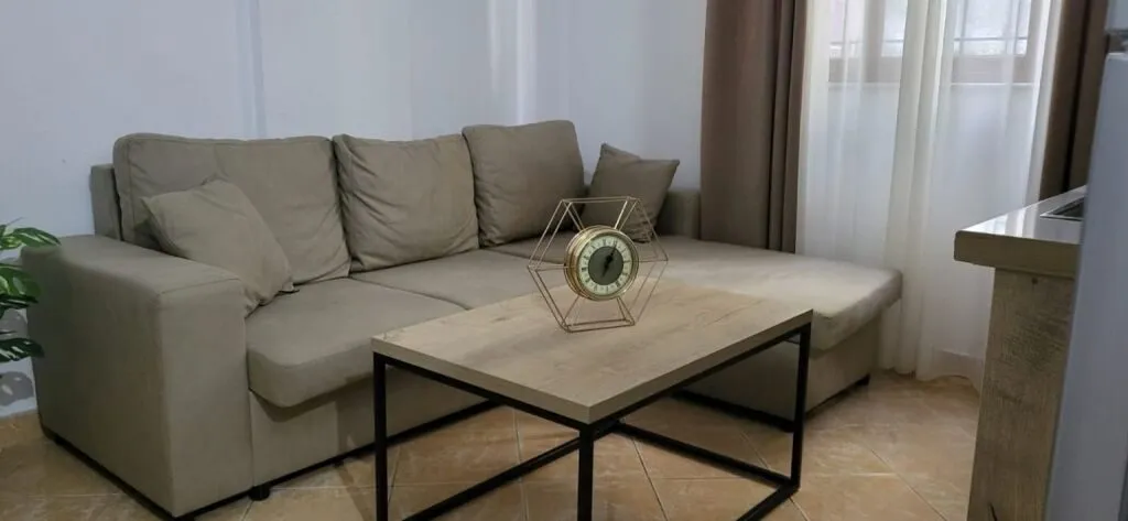 Garsoniere me qera në Rruga Gramoz Pashko, Tiranë, 37 m². Foto 1 nga 4