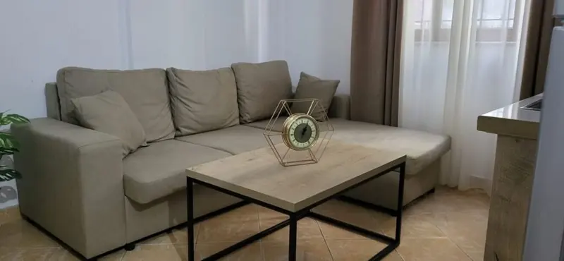 Garsoniere me qera në Rruga Gramoz Pashko, Tiranë, 37 m²