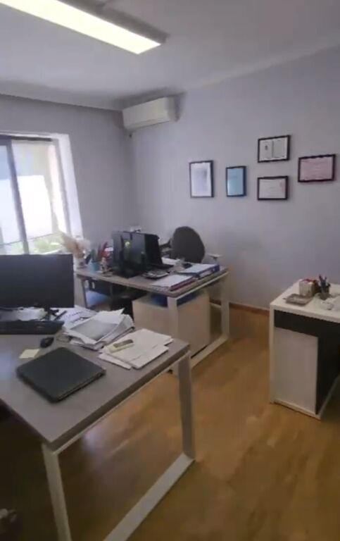 Office for rent in Blloku, Tirana, 80 m². Photo 1 of 3