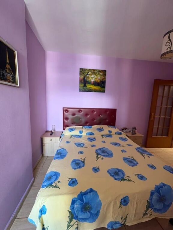 Apartment 1+1 for rent in Rruga e Kavajës, Tirana, 63 m². Photo 3 of 3