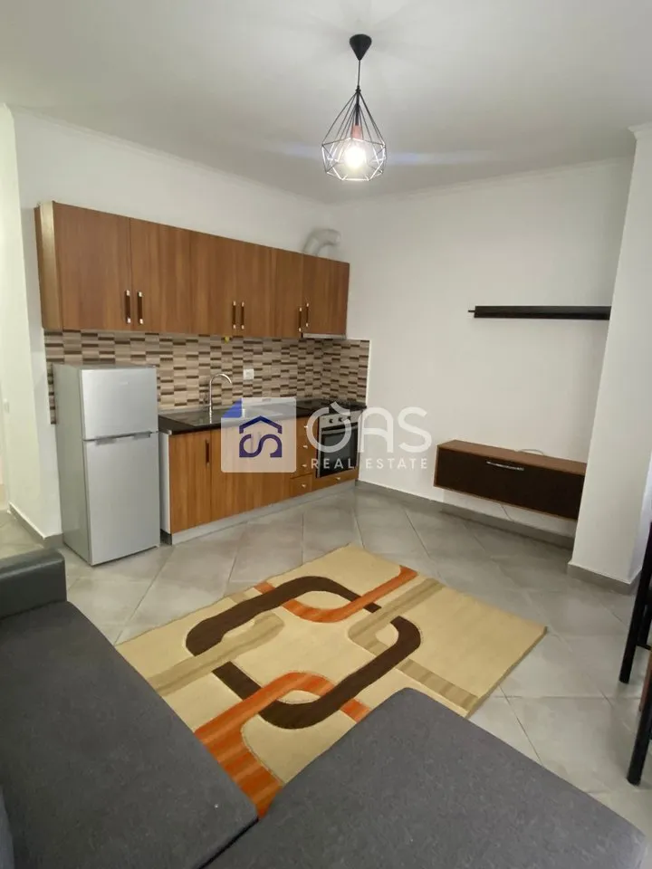 Apartament 1+1 me qera në Astir, Tiranë, 74 m². Foto 1 nga 3