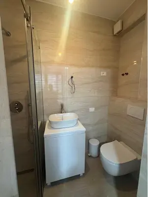 Apartament 2+1 me qera në Parlamenti, Tiranë, 115 m². Foto 8 nga 9