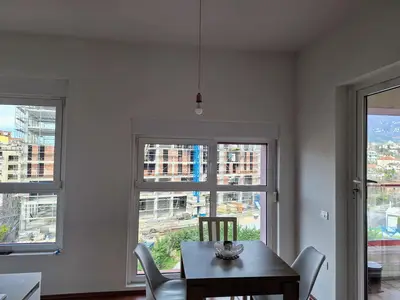 Apartment 2+1 for rent in Ali Demi, Tirana, 85 m². Photo 3 of 9