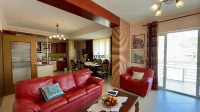 Appartamento 3+1 in affitto a Bulevardi Europa, Pogradec, 180 m². Foto 1 di 11